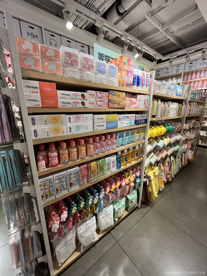 陳如剛日用百貨商行 守護社區生活的煙火氣